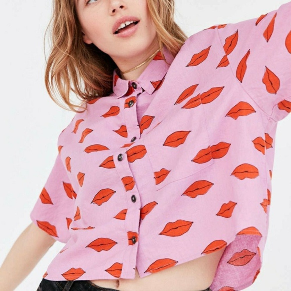 Urban outfitters silence + noise red lip crop top